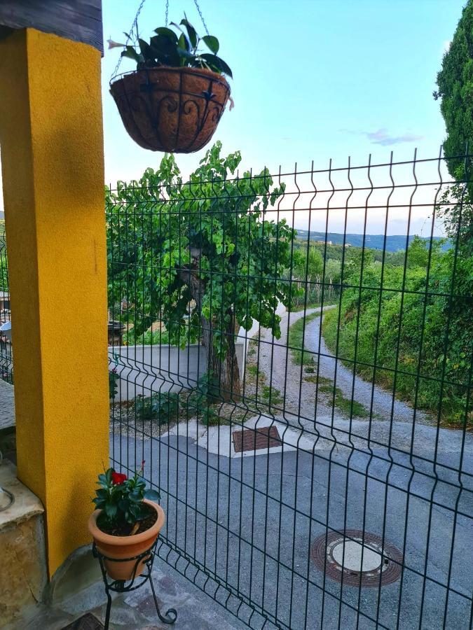 Casa Villanova Homes Nova Vas nad Dragonjo Kültér fotó